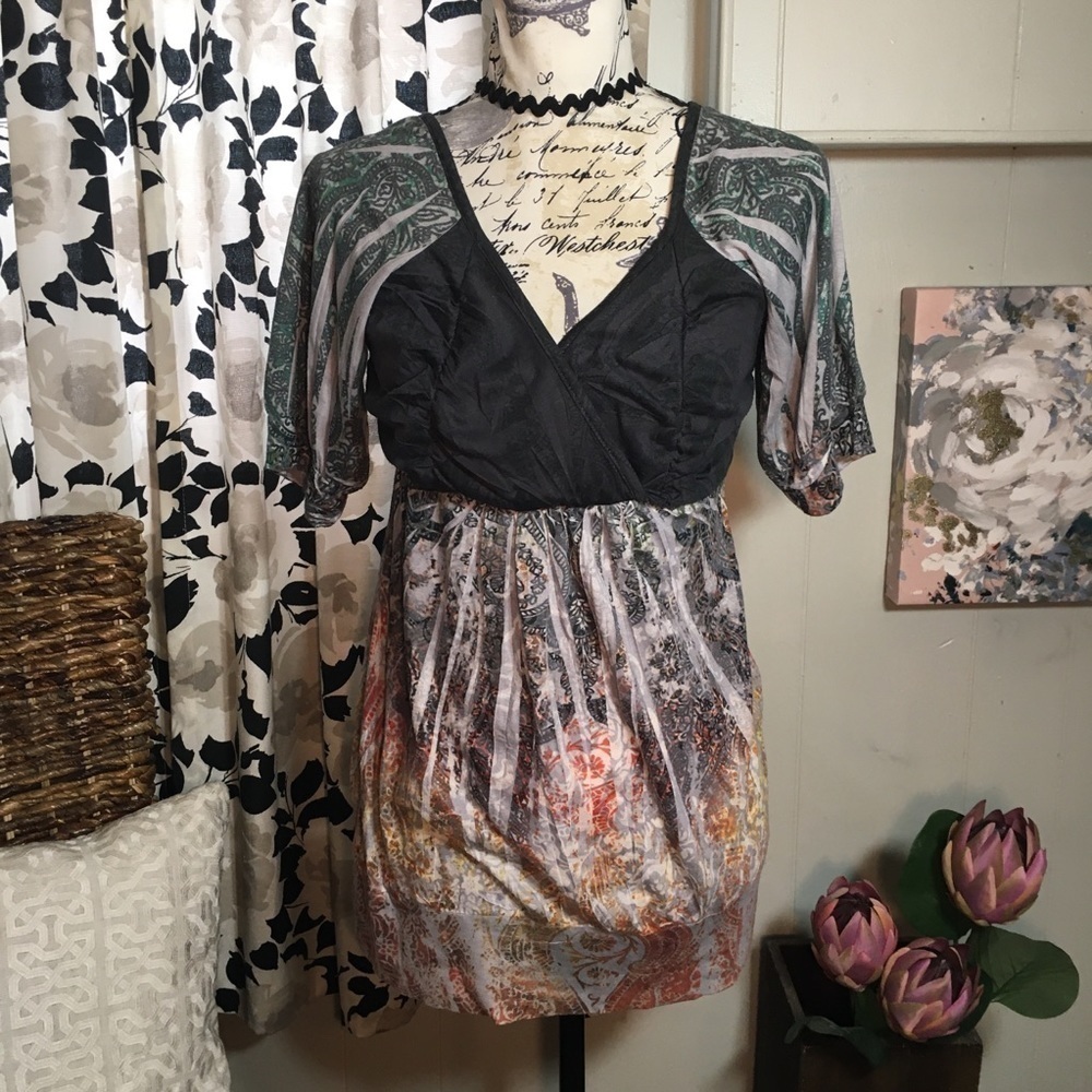 Daytrip cross front v neck top